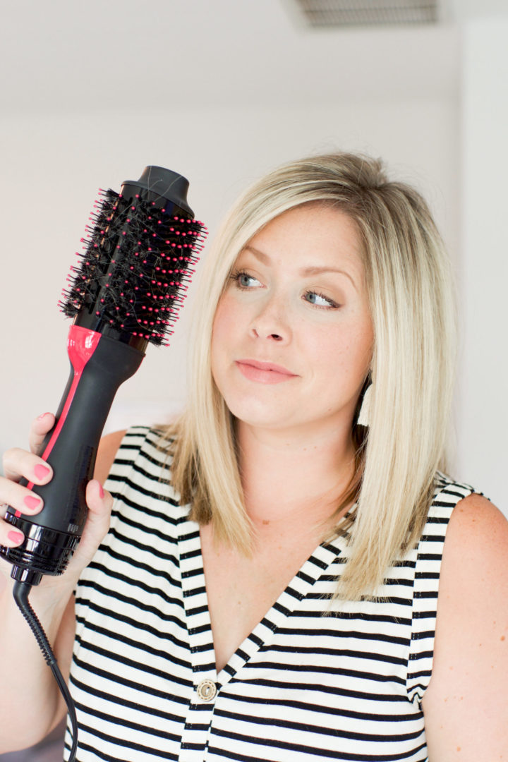 Does this blow dry brush work"