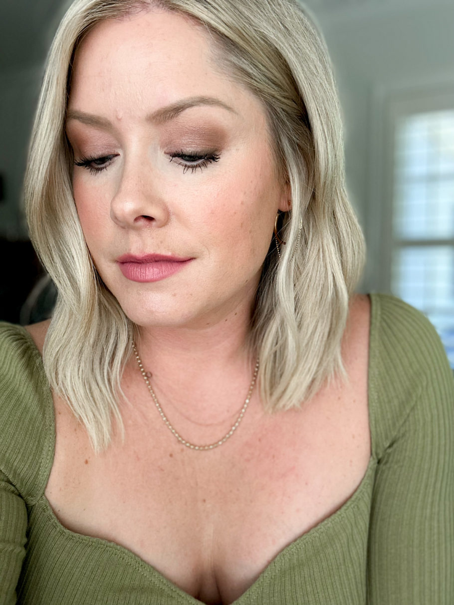 The Flattering Eye Makeup Routine I Can't Stop Doing - The Small Things Blog