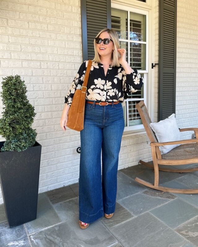 Did you know these jeans were one of the most purchased items from the links I share last year? I cannot *wait* to wear these this sandals this spring and summer 😎 // I shared a quick try-on in stories this morning with some great finds from @walmart , @jcrew , @madewell , and a few other retailers! Find jt saved in my Highlights!

Follow my shop @k8_smallthings on the @shop.LTK app to shop this post and get my exclusive app-only content!

#liketkit 
@shop.ltk
https://liketk.it/4vtFx